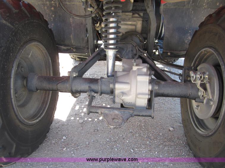 image for item B3202 2001 Yamaha Grizzly 600 ATV