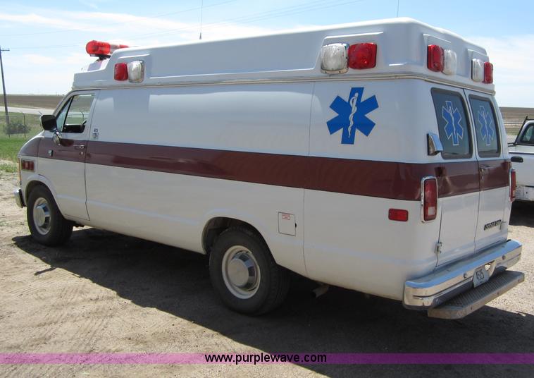 image for item B3211 1989 Dodge Ram B350 ambulance
