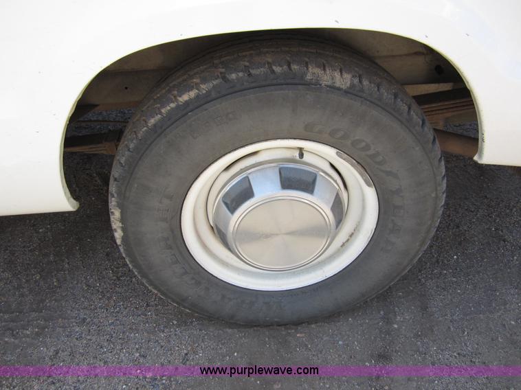 image for item B3211 1989 Dodge Ram B350 ambulance