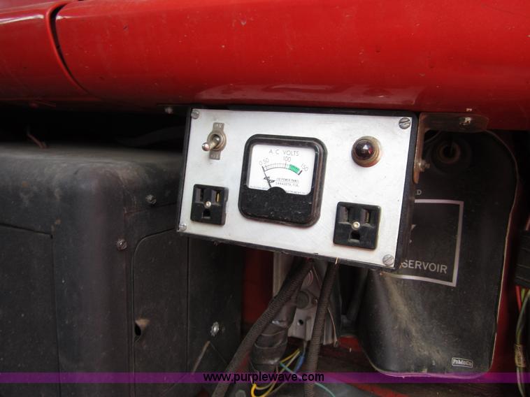 image for item B3232 1973 Ford 900 pumper fire truck