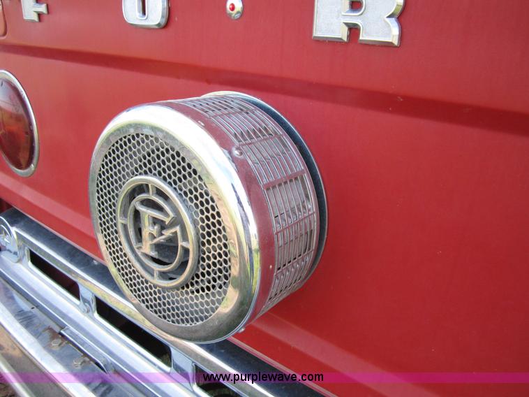image for item B3232 1973 Ford 900 pumper fire truck
