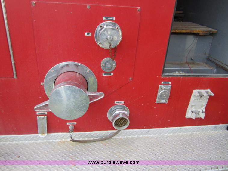 image for item B3232 1973 Ford 900 pumper fire truck