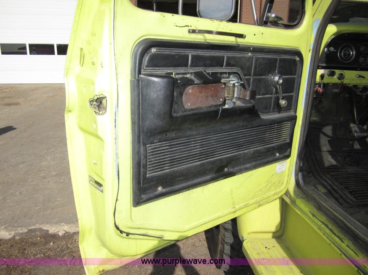 image for item B3234 1979 Ford F600 fire truck