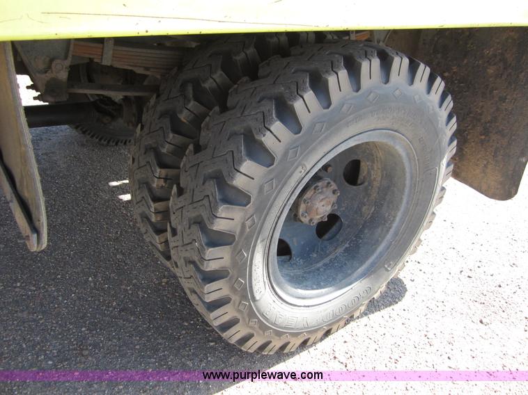 image for item B3234 1979 Ford F600 fire truck