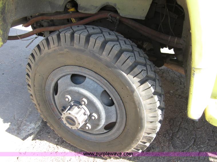 image for item B3234 1979 Ford F600 fire truck