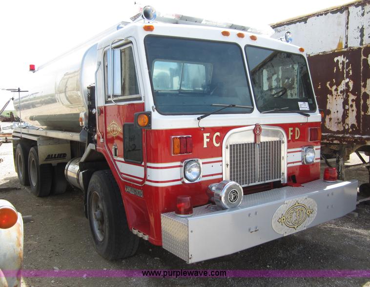image for item B3256 1979 Kenworth tanker fire truck