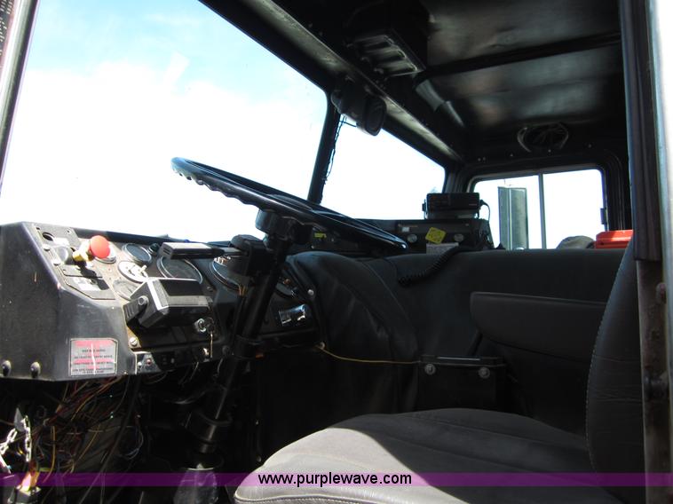 image for item B3256 1979 Kenworth tanker fire truck