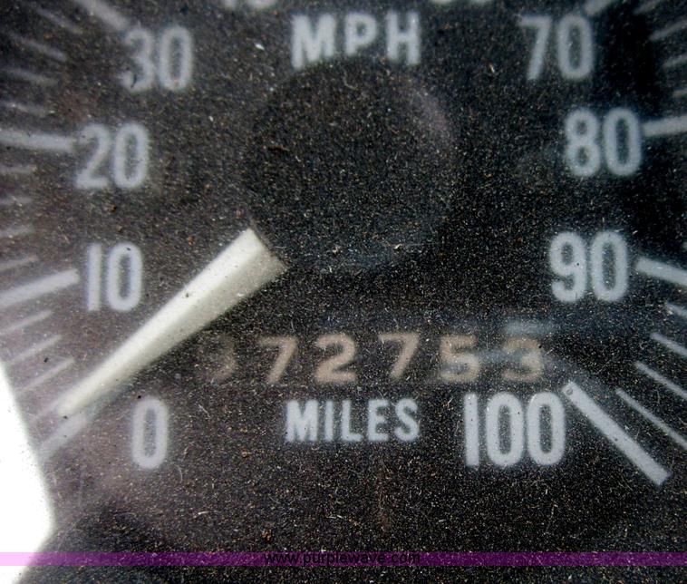 image for item B3256 1979 Kenworth tanker fire truck