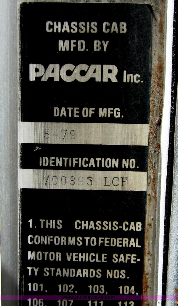 image for item B3256 1979 Kenworth tanker fire truck