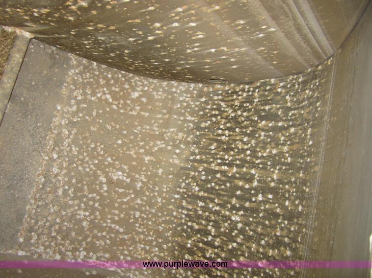 image for item B3256 1979 Kenworth tanker fire truck