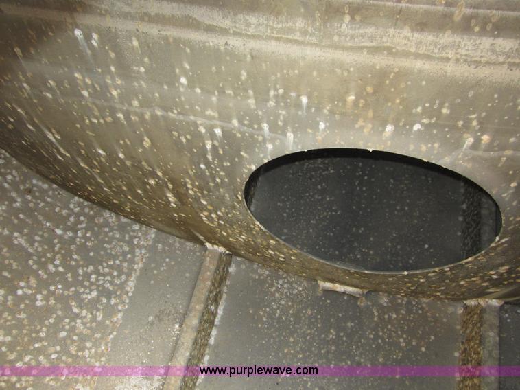 image for item B3256 1979 Kenworth tanker fire truck