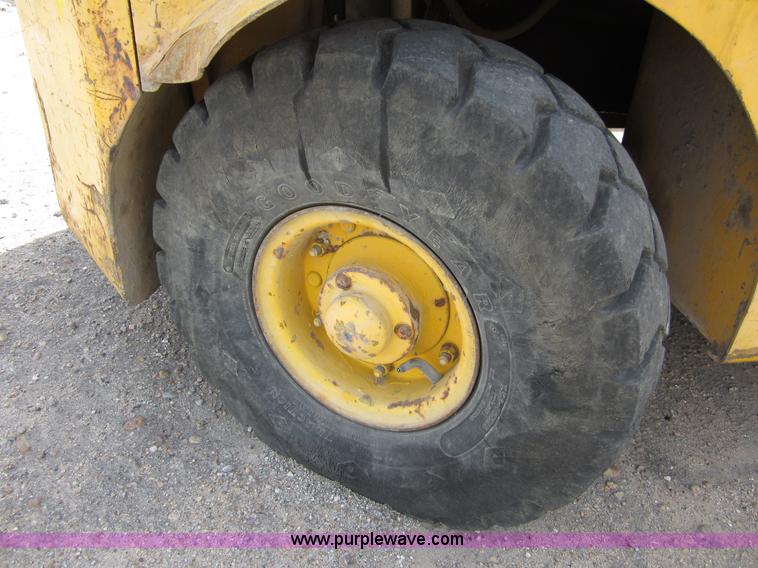 image for item B3257 Baker 6,000 lb forklift
