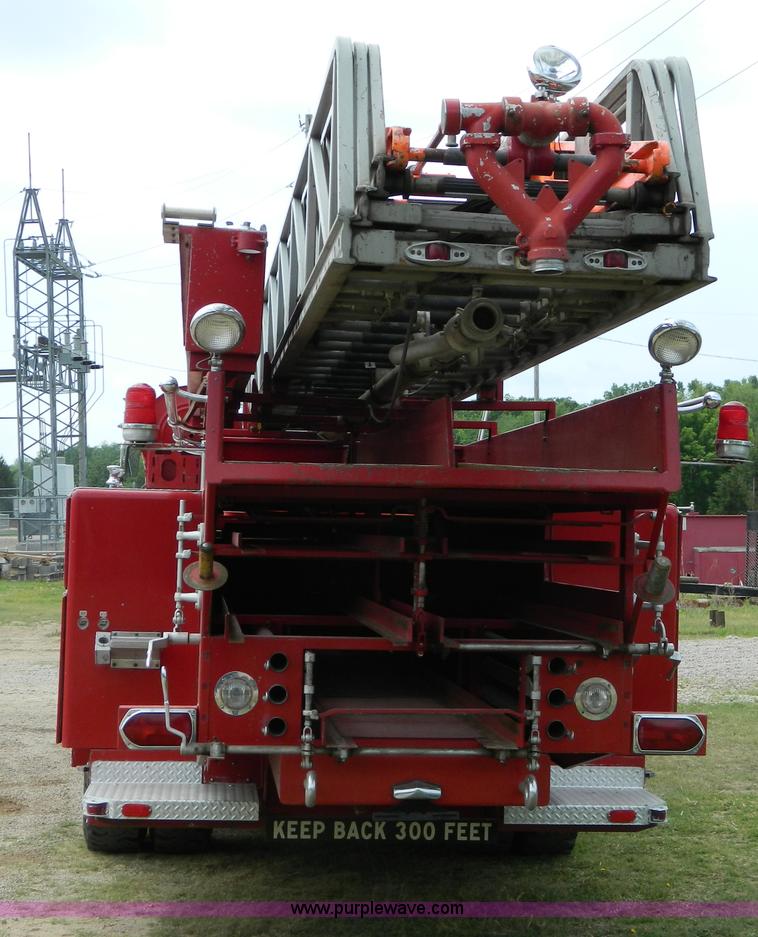 image for item B3672 1973 American LaFrance 100' ladder truck