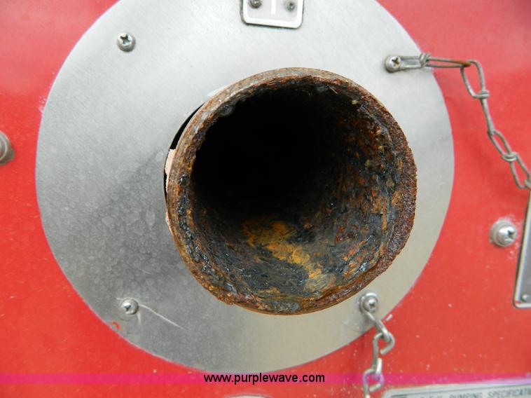 image for item B3672 1973 American LaFrance 100' ladder truck