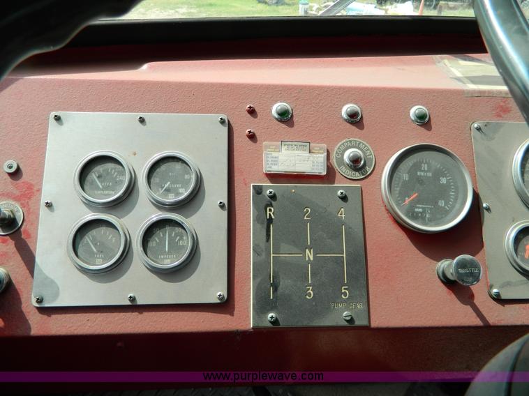 image for item B3672 1973 American LaFrance 100' ladder truck