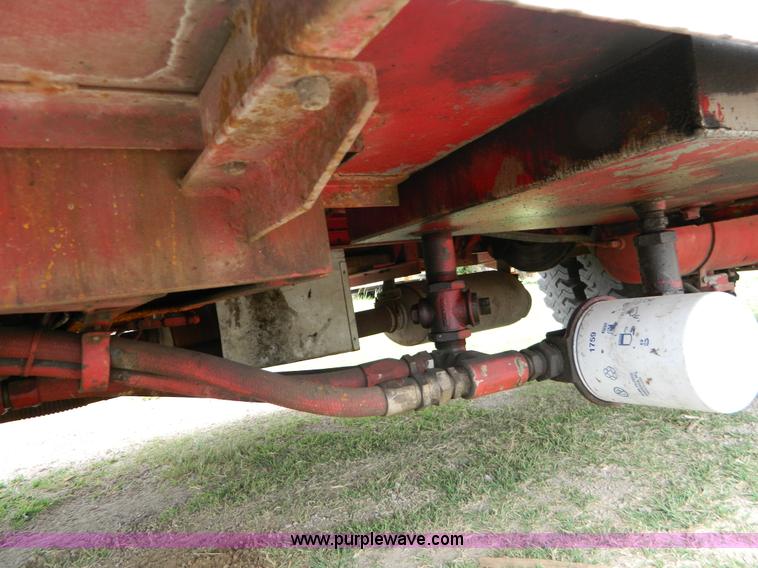 image for item B3672 1973 American LaFrance 100' ladder truck