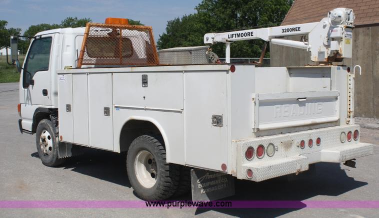 image for item B6741 1998 Isuzu service truck