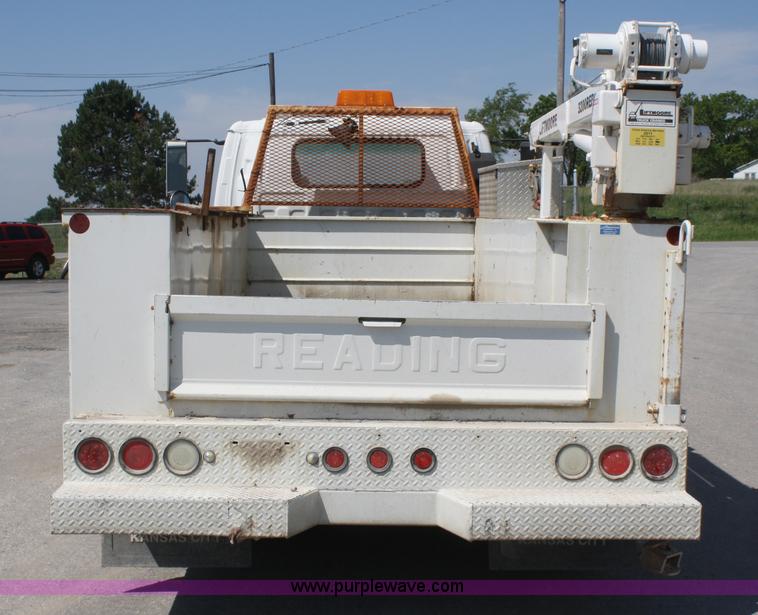 image for item B6741 1998 Isuzu service truck