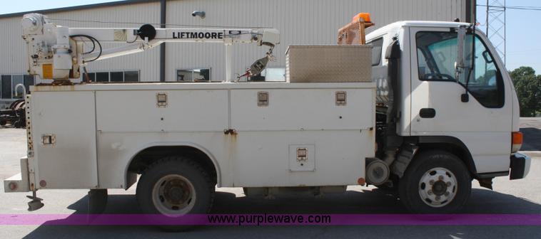 image for item B6741 1998 Isuzu service truck