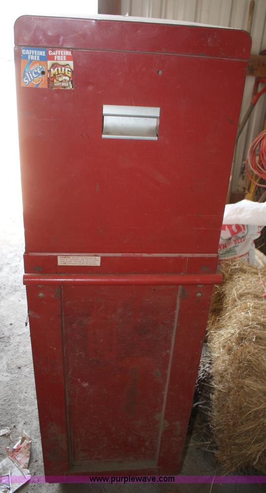 image for item B6748 Craftsman toolbox