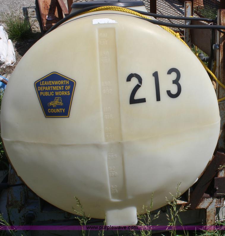 image for item B6775 Three point sprayer