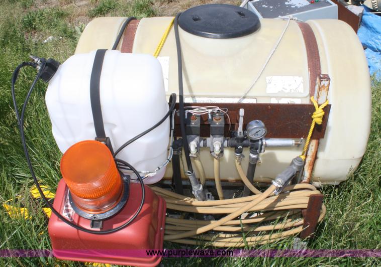 image for item B6775 Three point sprayer