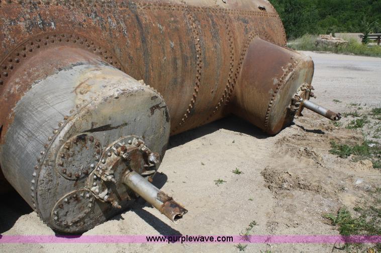 image for item B6778 23'L x 8'W steel tank