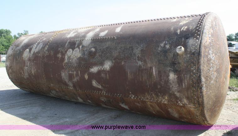 image for item B6778 23'L x 8'W steel tank