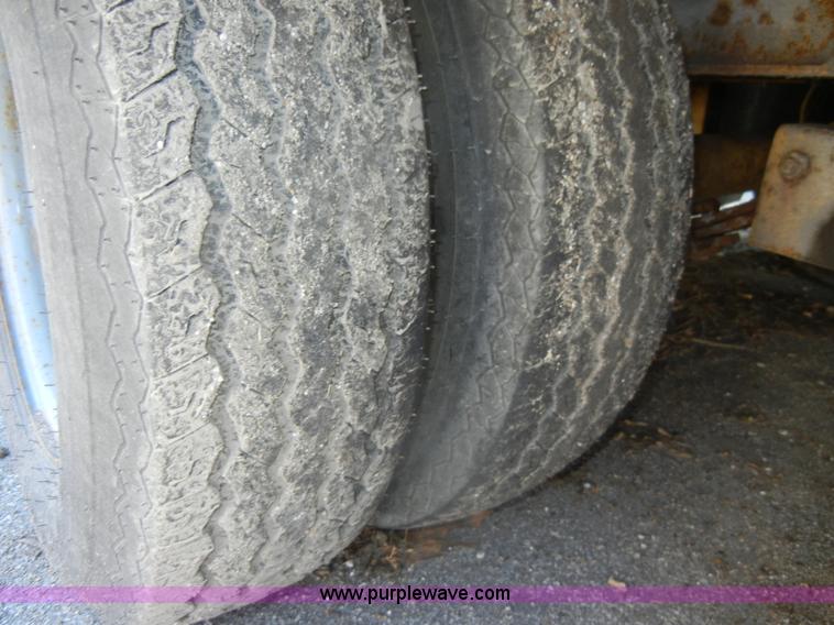 image for item D4078 1986 Load King 92TT 24' tip construction trailer