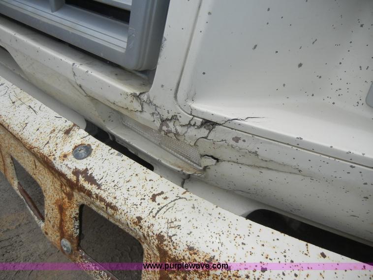 image for item D4081 1987 Ford F700 dump truck