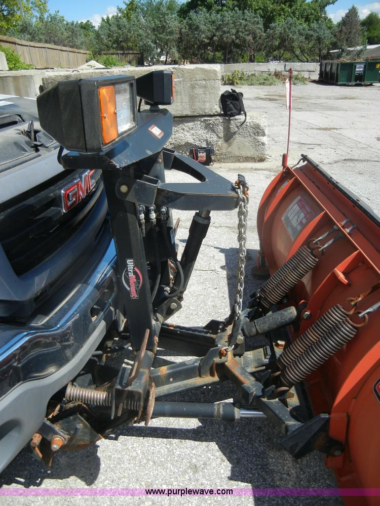 image for item D4082 2003 GMC 3500 dump bed pickup truck