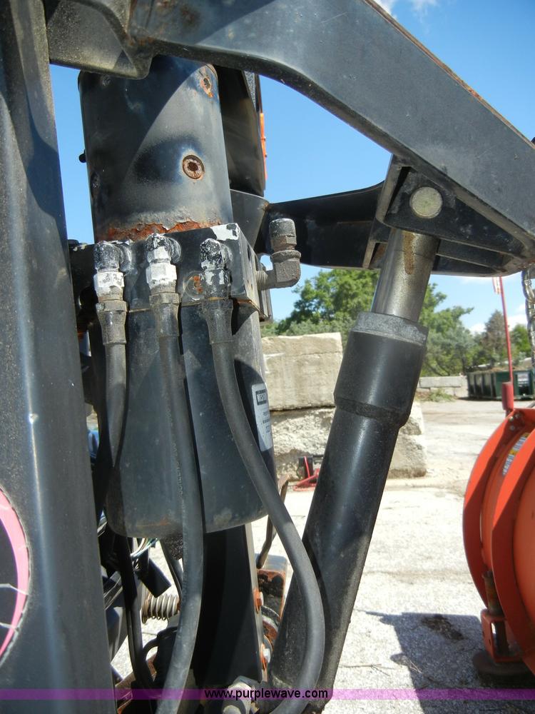 image for item D4082 2003 GMC 3500 dump bed pickup truck