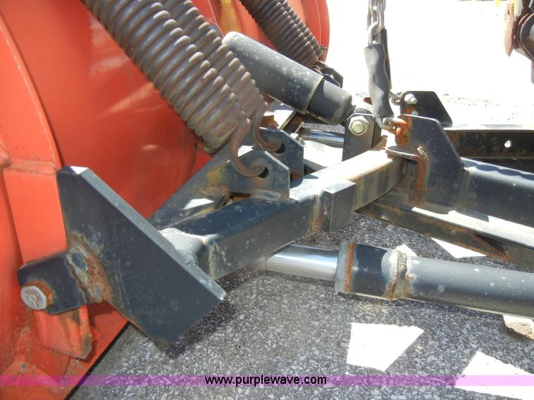 image for item D4082 2003 GMC 3500 dump bed pickup truck