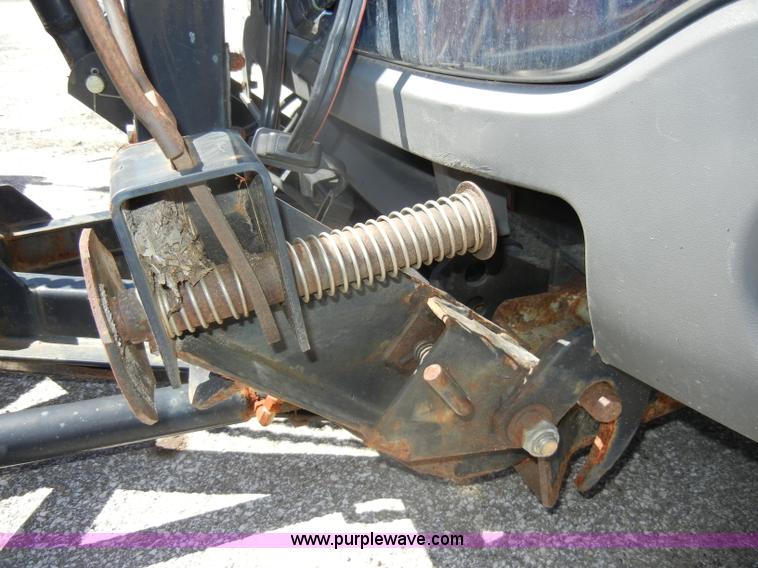 image for item D4082 2003 GMC 3500 dump bed pickup truck