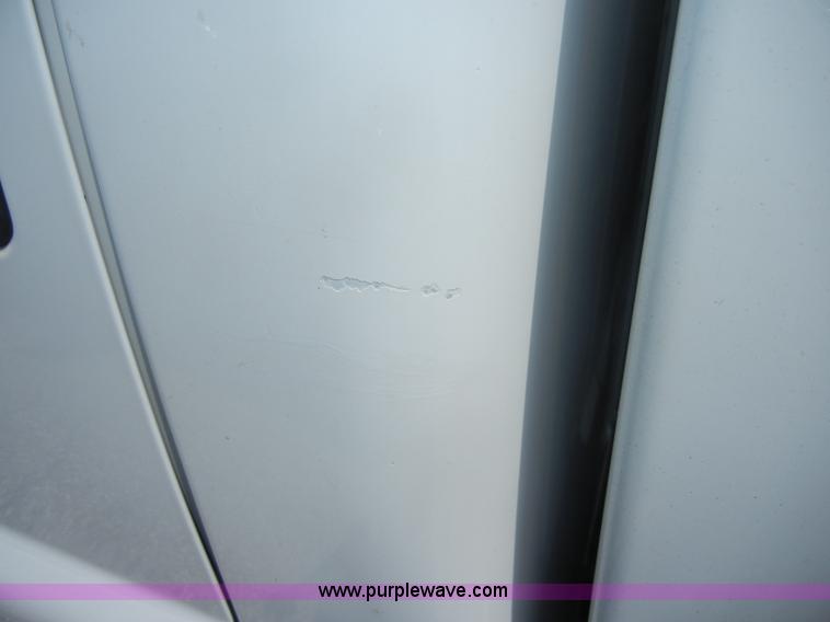 image for item D4083 2000 Ford F250 Super Duty XL pickup truck