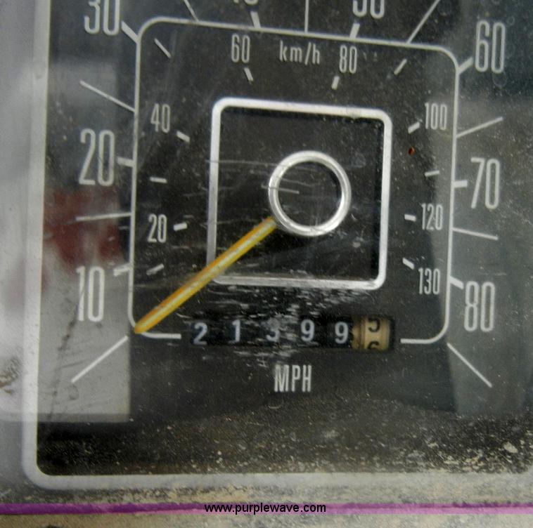 image for item D4090 1978 Ford F250 Custom utility pickup truck