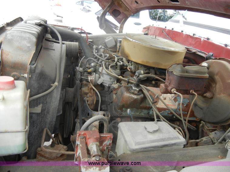 image for item D4090 1978 Ford F250 Custom utility pickup truck