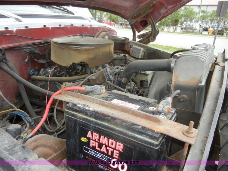 image for item D4090 1978 Ford F250 Custom utility pickup truck