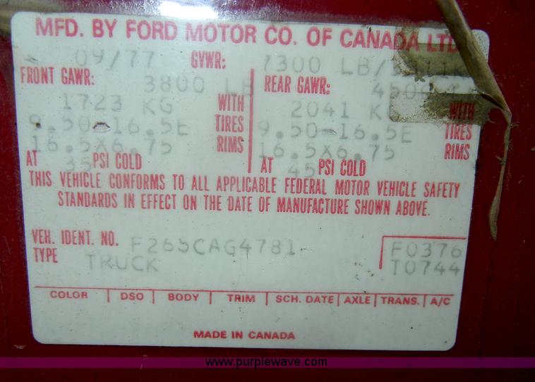 image for item D4090 1978 Ford F250 Custom utility pickup truck