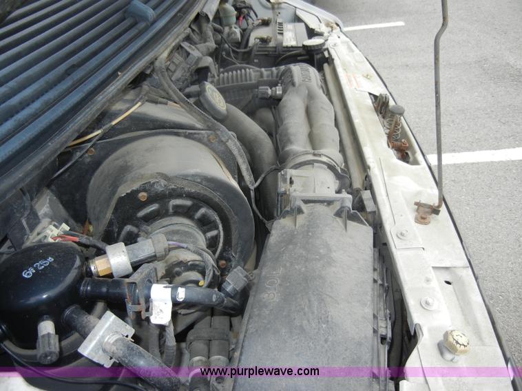 image for item D4091 1996 Ford Aerostar XLT van