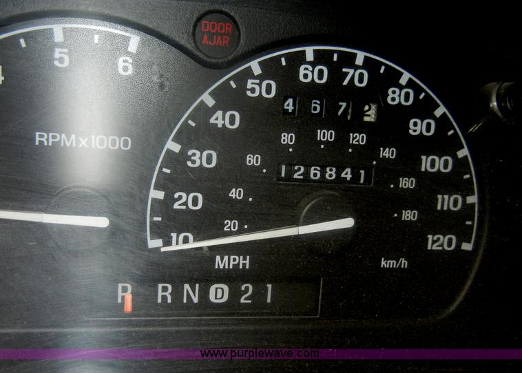 image for item D4093 1998 Ford Explorer SUV