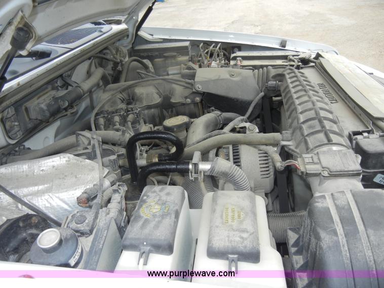 image for item D4093 1998 Ford Explorer SUV