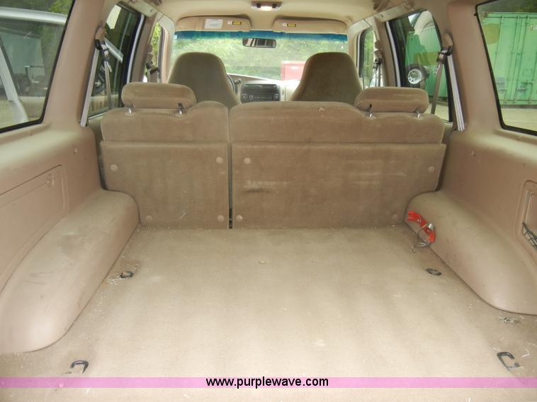 image for item D4093 1998 Ford Explorer SUV
