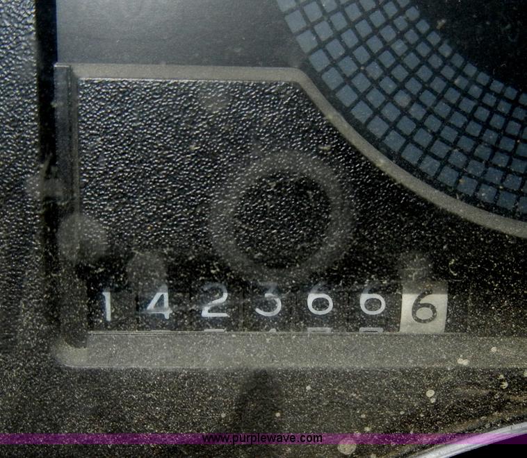 image for item D4097 1990 GMC Sierra 3500 SL flatbed pickup truck