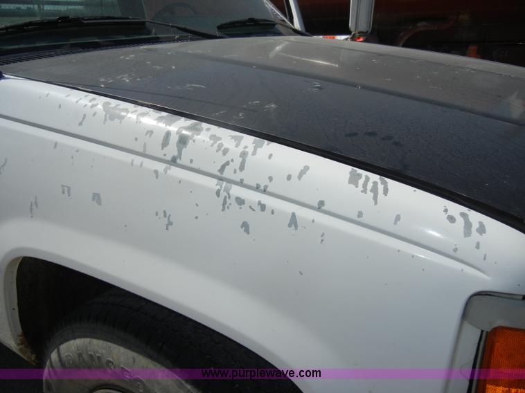 image for item D4097 1990 GMC Sierra 3500 SL flatbed pickup truck