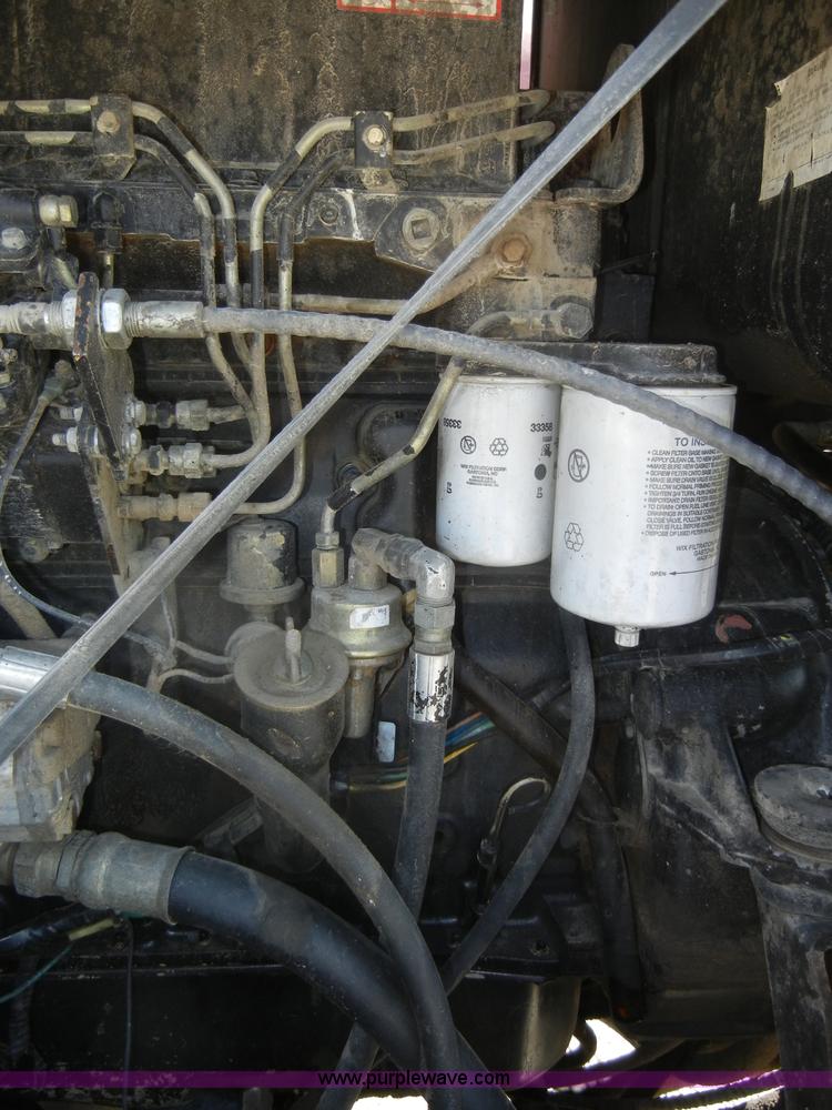 image for item D4098 1988 Hyster C832A pad foot roller