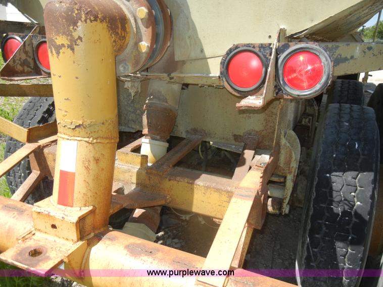 image for item D4101 1966 Standard Steel Works water tanker