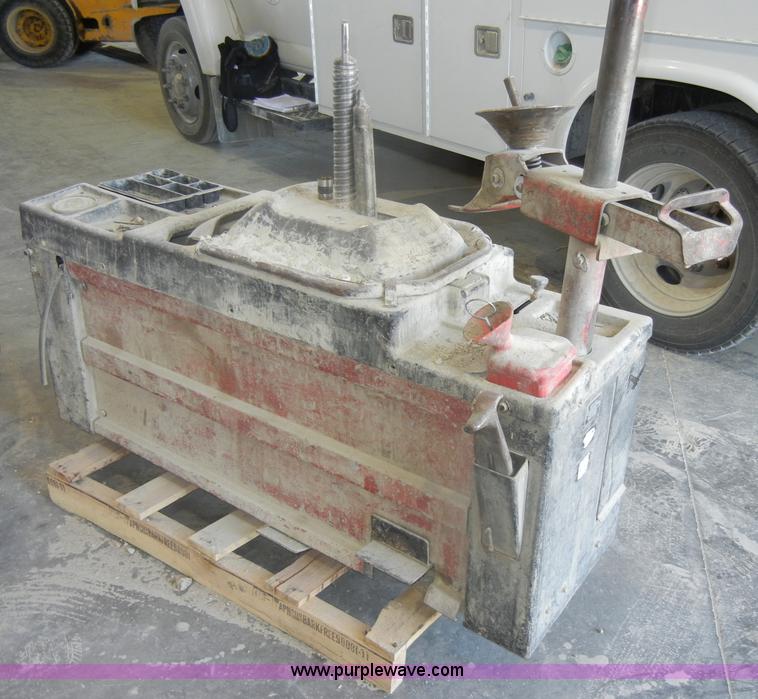 image for item D4102 Coats tire machine and balancer