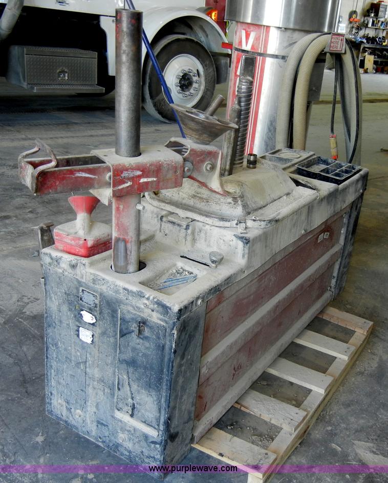 image for item D4102 Coats tire machine and balancer