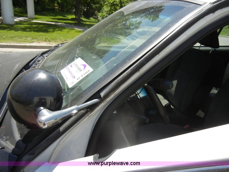 image for item D4104 2007 Ford Crown Victoria Police Interceptor